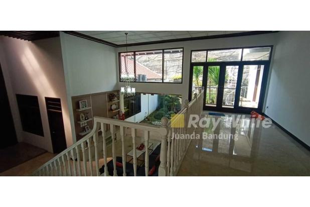 Langka Rumah 2 lantai Budisari baru renovasi, Setiabudi Bandung utara, Bagus!