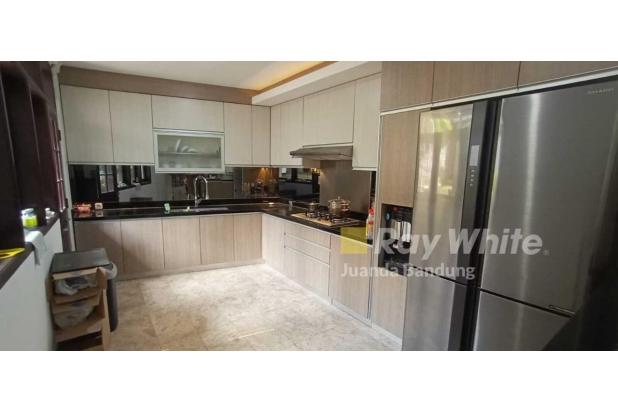 Langka Rumah 2 lantai Budisari baru renovasi, Setiabudi Bandung utara, Bagus!