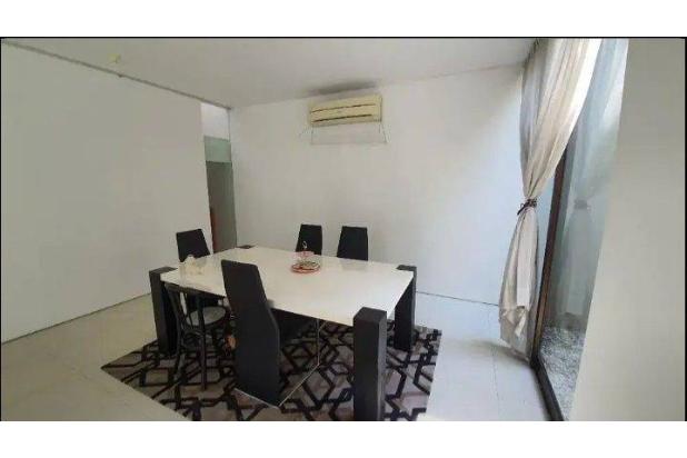 Rumah di Graha Family, Surabaya Murah Area Pusat Kota Hen.b528