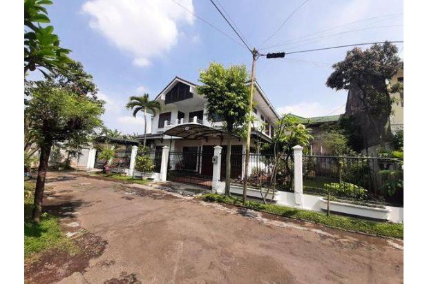 Rumah Asri siap huni 2 lantai di daerah Antapani Kota Bandung