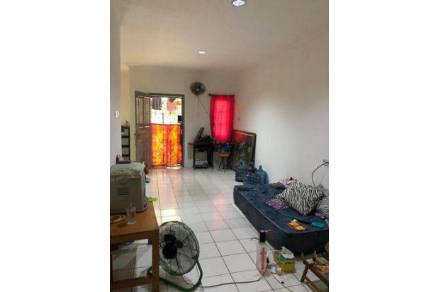Rumah Tusuk Sate di Taman Palem Lestari, Hadap Timur Laut, Siap Huni