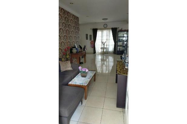 Rumah Nyaman dan Besar di Kota Wisata