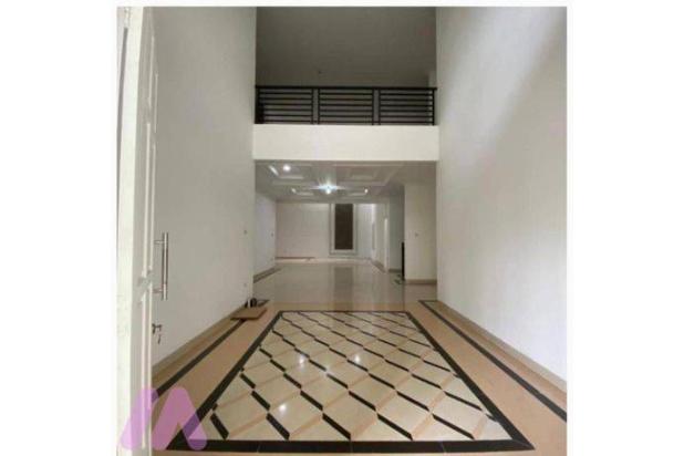 DIJUAL RUMAH PLUS KOLAM RENANG DI DAERAH KEMANG HC0809
