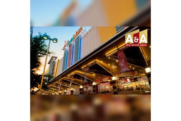 DISEWAKAN STAN LETAK STRATEGIS DI ROYAL PLAZA