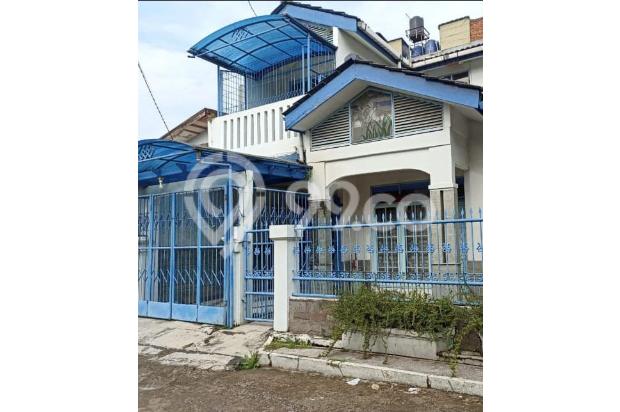 Rumah di Taman Kopo Indah 1
