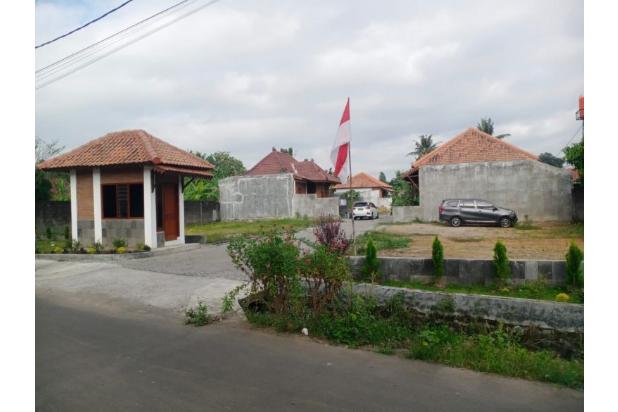 rumah strategis sleman barat dilengkapi kemanan bisa kpr