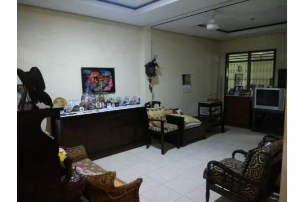 Rumah Terawat Klampis Strategis Dekat Galaxy Mall