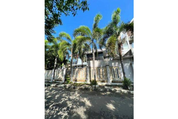 Rumah Hoek Siap Huni Luas 400m2 Type 4kt Metland Menteng Cakung Jakarta Timur