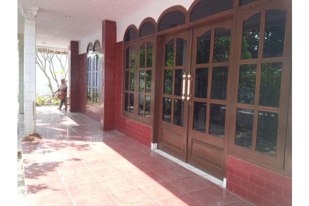 Jual Cepat Rumah Luas di Kawasan Bunderan Serang - Tengah Kota Probolinggo
