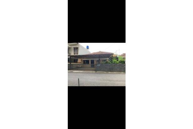 Rumah di Sayap buah batu
