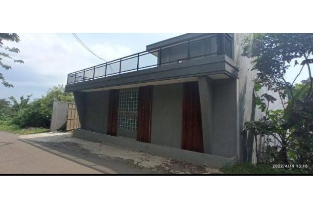 Rumah Daerah Cimenyan Bandung 4 Lantai Tinggal Finishing