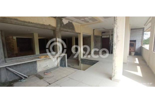 Rumah Daerah Cimenyan Bandung 4 Lantai Tinggal Finishing