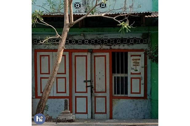 Rumah dengan lahan 142 M2 di Kota tua Ampenan Mataram R121
