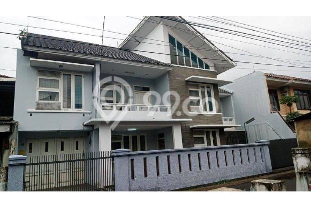 Rumah Lux di Suryalaya Sayap Buah Batu Bandung Kota