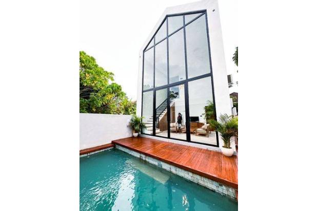 Brand New Villa di Jalan Munggu Badung 