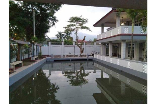 Rumah villa di kota Sumedang Jawa barat