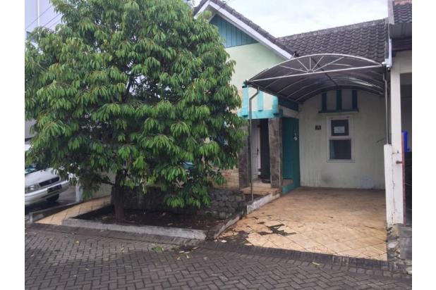 Rumah bagus siap huni halaman luas diperumahan Mutiara Regency