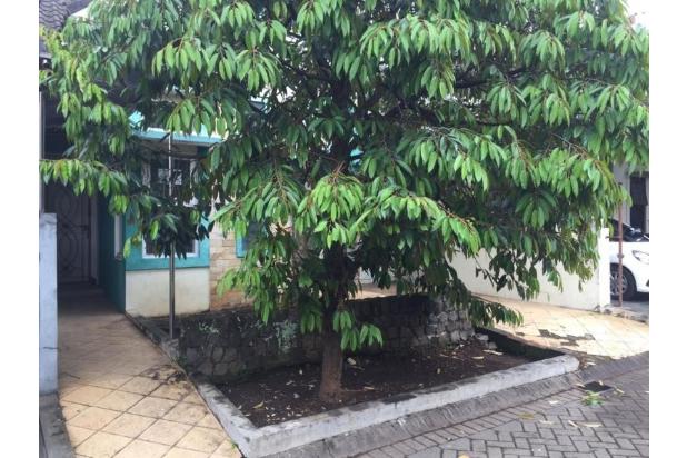 Rumah bagus siap huni halaman luas diperumahan Mutiara Regency