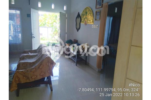 RUMAH CANTIK PERUMAHAN MOJOROTO INDAH