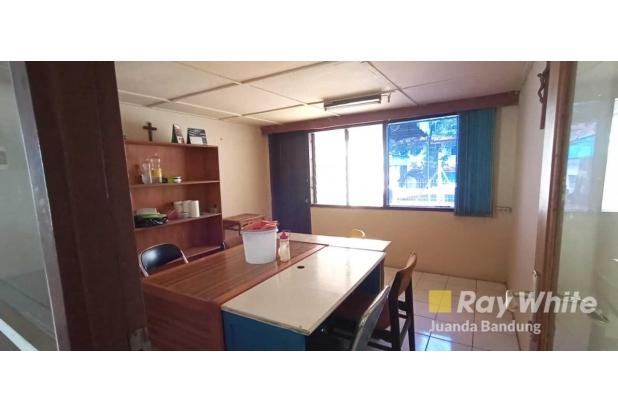Langka! Rumah/kantor 2 lantai terawat di Sayap Gatot Subroto/Burangrang pusat kota bandung!
