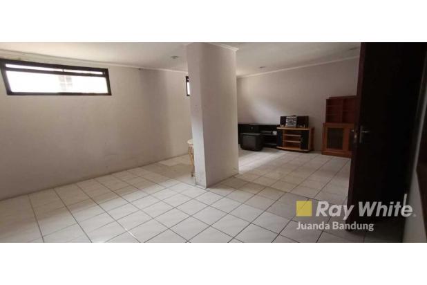 Langka! Rumah/kantor 2 lantai terawat di Sayap Gatot Subroto/Burangrang pusat kota bandung!