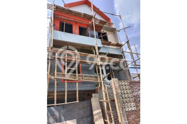 Rumah Baru  SPLIT LEVEL 3 LANTAI di Cilangkap Cipayung Jakarta Timur
