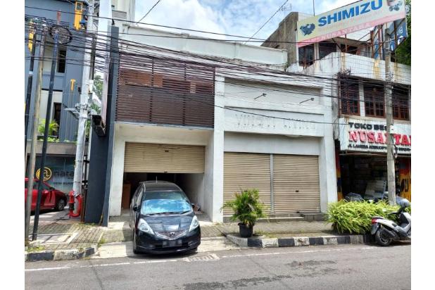 Ruko Luas di Jalan Laksda Adisucipto dekat Lippo Mall