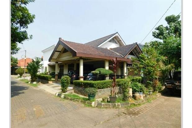 Rumah Dijual di Bekasi, Jakasampurna, Persada Kemala. lt 300m2