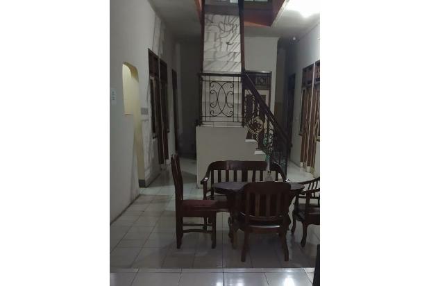Rumah kost 22 kamar dekat Universitas Mercu Buana Meruya