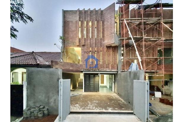 DIJUAL RUMAH BARU 3 LANTAI GAYA MODERN DI PONDOK INDAH