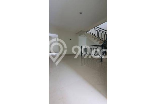 Rumah Brandnew Muara Karang, Hoek, Dekat Taman
