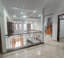Rumah 2 Lantai - Komplek Koperasi 2 - Gas Alam Depok