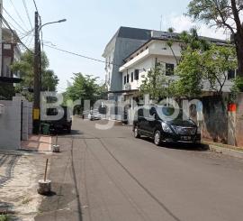Rumah Siap Huni di Pelepah Kuning Kelapa Gading