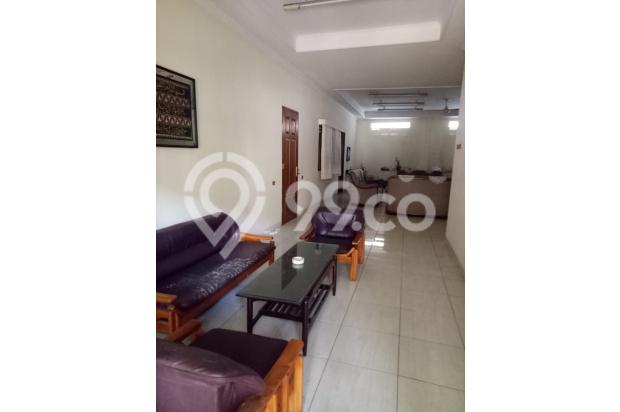 Rumah di Cempaka Putih Tengah Jakarta Pusat