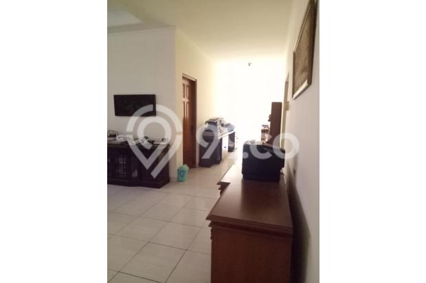 Rumah di Cempaka Putih Tengah Jakarta Pusat