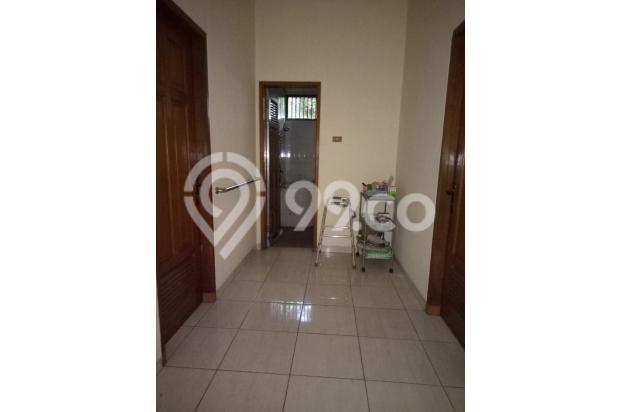 Rumah di Cempaka Putih Tengah Jakarta Pusat