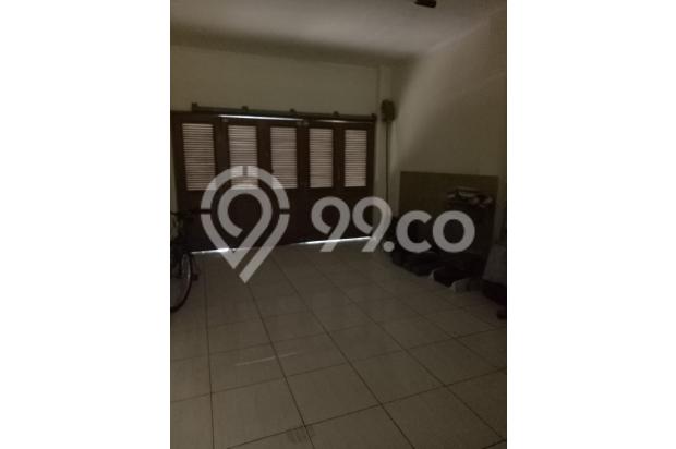 Rumah di Cempaka Putih Tengah Jakarta Pusat