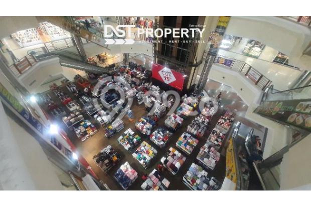 Kios BCS Mall Hook