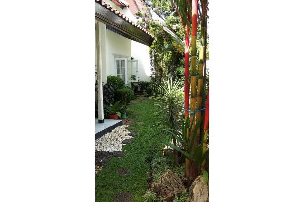 rumah cantik siap huni..tenang