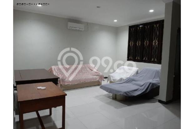 Rumah Babatan Pantai Row 3 Mobil