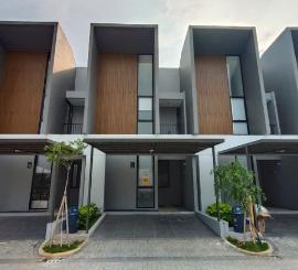Rumah Full Furnished Brand New Cluster O2+ Grand Wisata Bekasi
