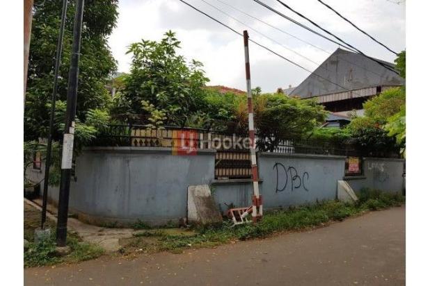 Rumah hoek siap huni di Jalan Kebon Raya, Tomang Barat Baru, Duri Kepa