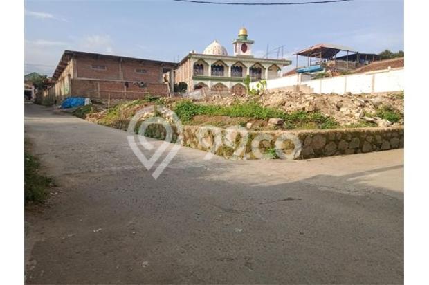 Rumah baru di Ngamprah, némpél kota Cimahi.