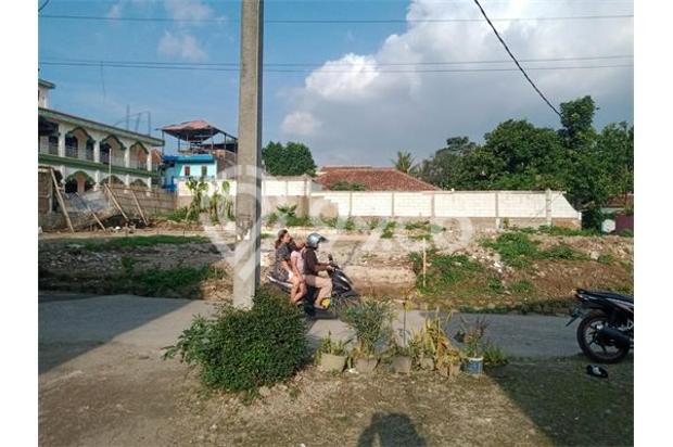 Rumah baru di Ngamprah, némpél kota Cimahi.