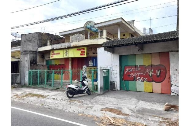 Ruko Luas dan Strategis di Tepi Ringroad Selatan