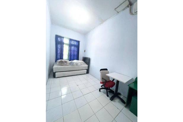 Chandra Rumah Jelambar Uk 5.5x17m 3 Lantai di Komplek Kavling Polri