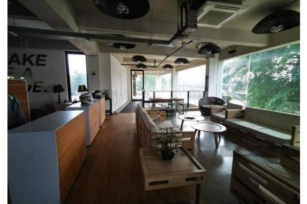 Gedung Artistik 5 Lantai di Tb. Simatupang, Jakarta Selatan