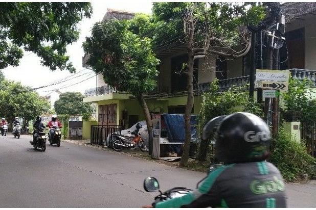 Rumah Posisi Hoek Mainroad Gegerkalong Hilir