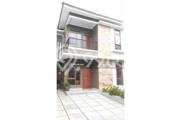 rumah baru 2 lantai pusat kota Cimahi SHM 985  juta