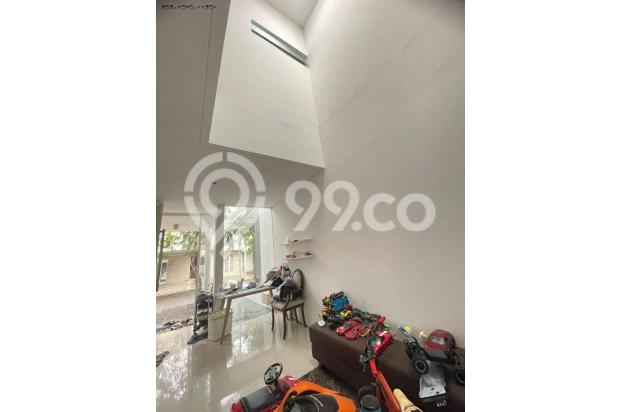 Rumah Model Minimalis Greenlake Citraland, Surabaya Barat